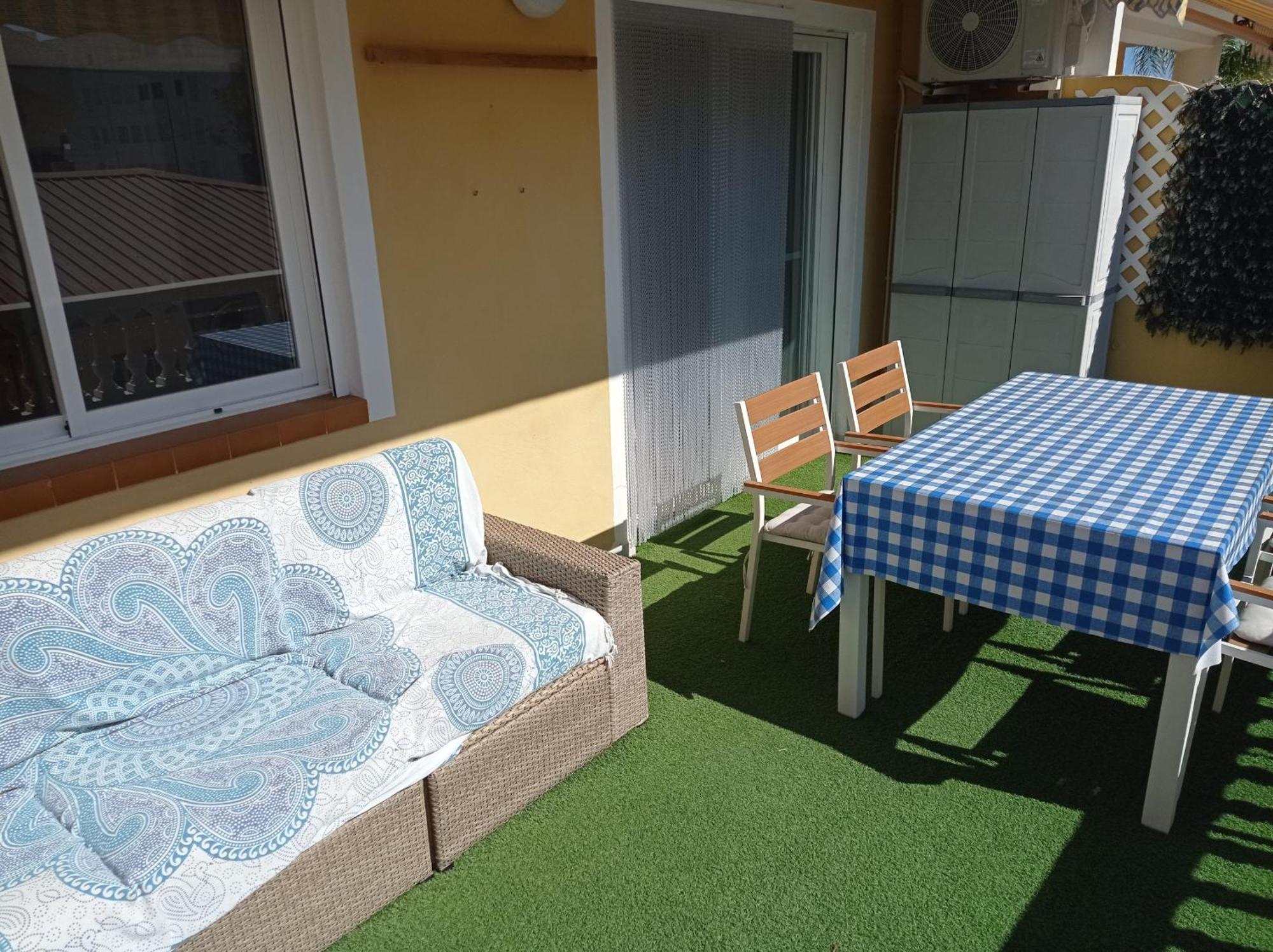 Xaloc Solo Familias Serviplaya 普拉亚西拉科 外观 照片